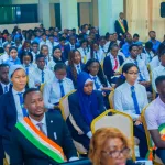 yamoussoukro-le-senat-des-jeunes-instruit-plus-de-500-etudiants-de-l-inphb-sur-le-respect-des-institutions