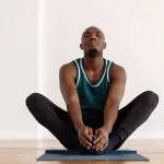 la-revue-de-l-actualite-internationale-yoga-solstice-d-ete-capitaine-traore-kaspersky-russie-vietnam