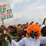 au-rhdp-quand-le-convoyage-de-militants-aux-meetings-est-remis-en-question