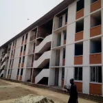 tragedie-a-port-bouet-un-etudiant-se-jette-du-3e-etage-de-la-cite-universitaire