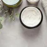 menage-revolutionnez-votre-menage-avec-cette-pierre-d-argile-maison-a-4-recettes-inedites