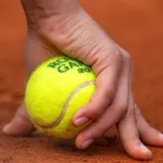 soulagement-des-douleurs-quotidiennes-comment-une-balle-de-tennis-peut-transformer-votre-bien-etre