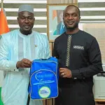 education-un-programme-de-promotion-des-sciences-aupres-des-jeunes-filles-initie