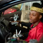 the-voice-afrique-francophone-l-artiste-vova-music-recoit-une-voiture-en-presence-de-son-coach-dj-mix-1er