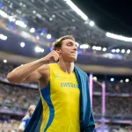 jo-2024-armand-duplantis-decroche-un-nouveau-record-du-monde