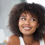 accelerez-la-croissance-de-vos-cheveux-la-recette-magique-du-masque-maison