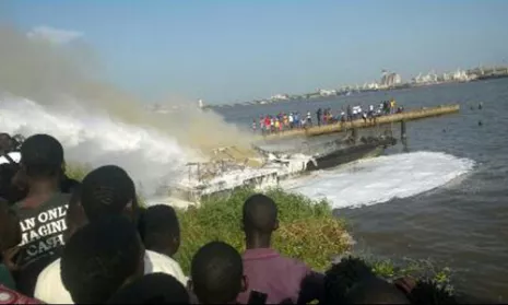 bateau bus sotra en feu 2