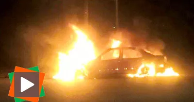 marcory-zone-4-une-voiture-en-feu-ses-deux-occupants-grievement-blesses