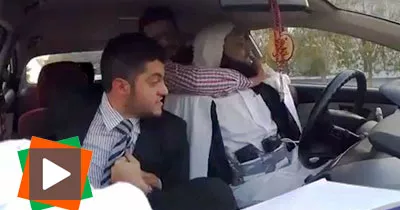 un-chauffeur-de-taxi-piege-ses-clients-en-se-faisant-passer-pour-un-kamikaze