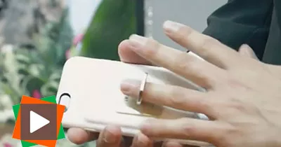 un-homme-epouse-son-smartphone