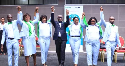 la-clinique-medicale-les-dre-distinguee-prix-cedeao-de-la-qualite-prix-du-leadership-categorie-c