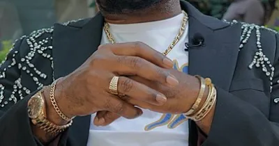 adolphe-domiguez-signe-son-grand-retour