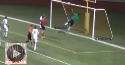 un-gardien-effectue-4-arrets-en-5-secondes