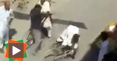 un-homme-fou-se-met-a-tabasser-tout-le-monde-sur-son-passage