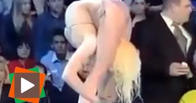 cette-jeune-fille-retourne-son-corps-a-360