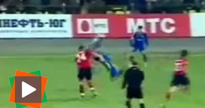 les-plus-gros-tacles-agressifs-et-les-plus-grosse-bagarre-du-football