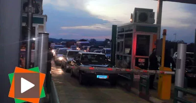 pe-age-embouteillages-et-humeurs-sur-l-autoroute-du-nord