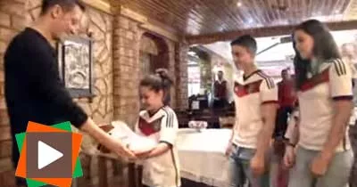 le-champion-du-monde-mesut-oezil-paie-l-operation-de-23-enfants-avec-sa-prime