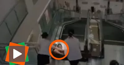 une-mere-de-famille-est-avalee-par-un-escalator