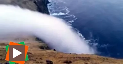 une-cascade-de-nuages-filmee-en-islande